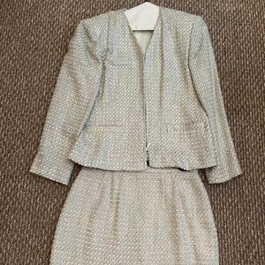 Anne Klein 2 piece Ladies Tweed Suit